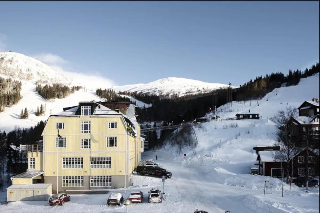 Mountain Retreat For 4 In Are Ski-In Ski-Out Apt- No Windows Εξωτερικό φωτογραφία
